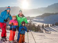 Golling_Familie_Skifahren_Moosegg