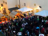 Golling_Gollinger_Burgadvent_Burginnenhof